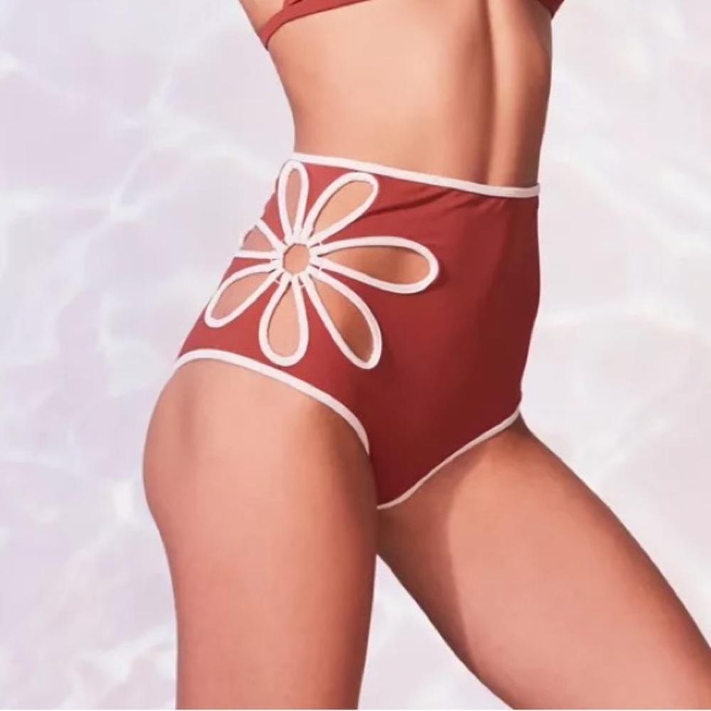 Urban Outfitters / Put from Under Flower Cutout Bikini Bottoms